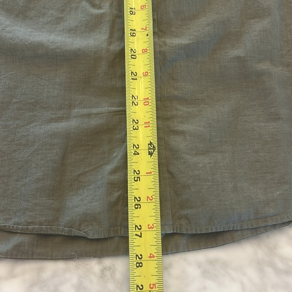 Awesome gently used banana republic button down - Picture 6 of 7